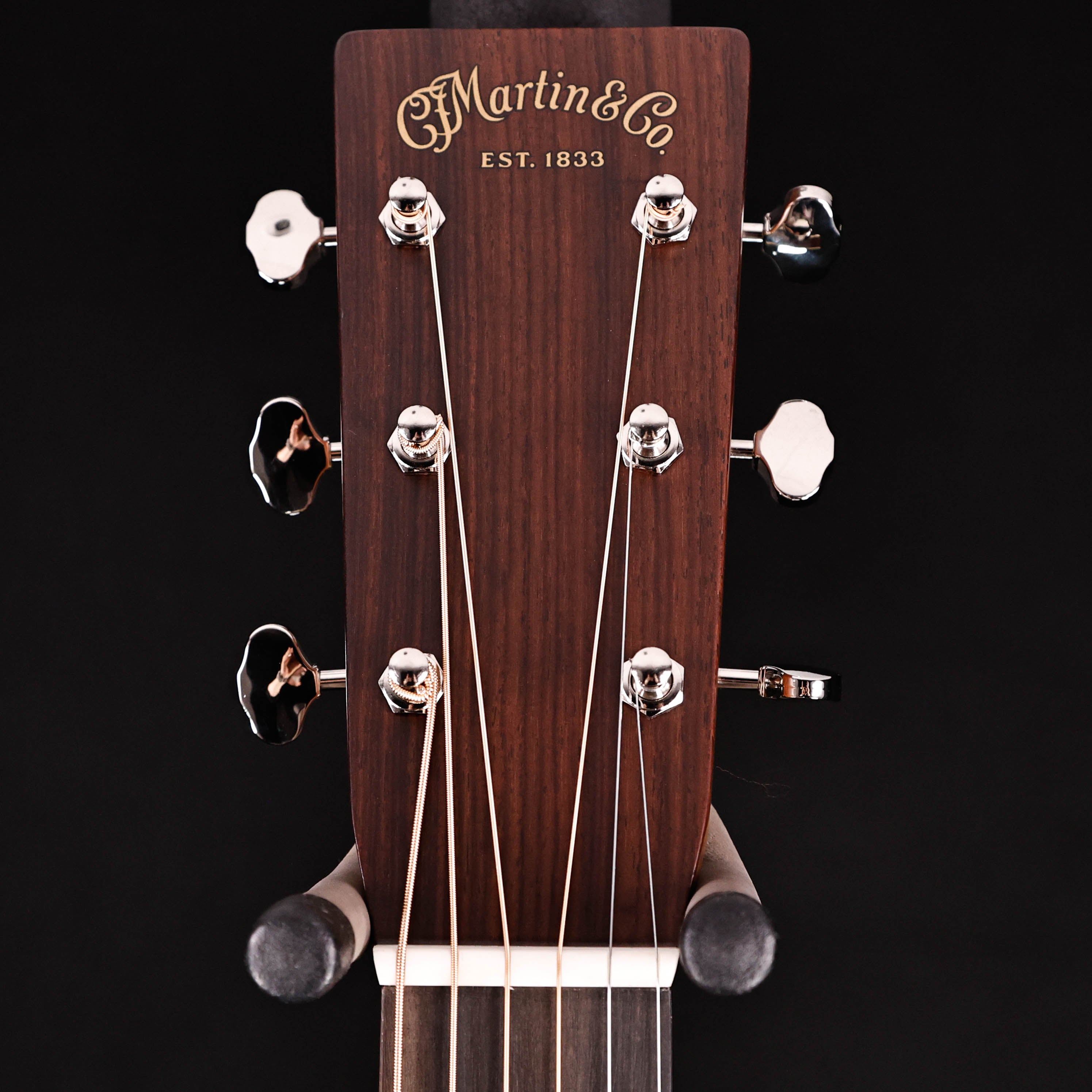 Martin 000-28 Standard Series (Case Included) w TONERITE AGING OPTION!