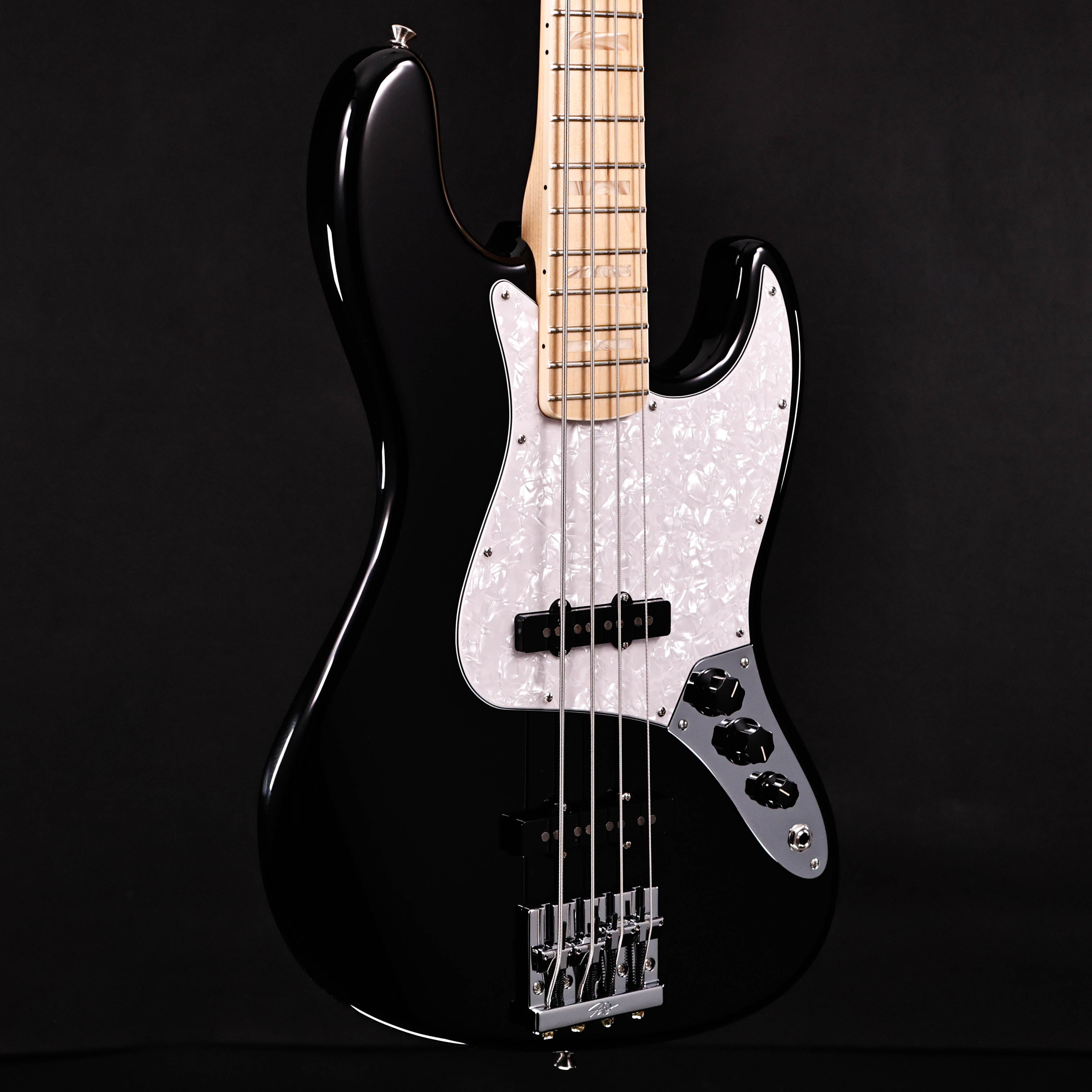 Fender U.S.A. Geddy Lee Jazz Bass, Maple Fb, Black 9lbs 0.2oz