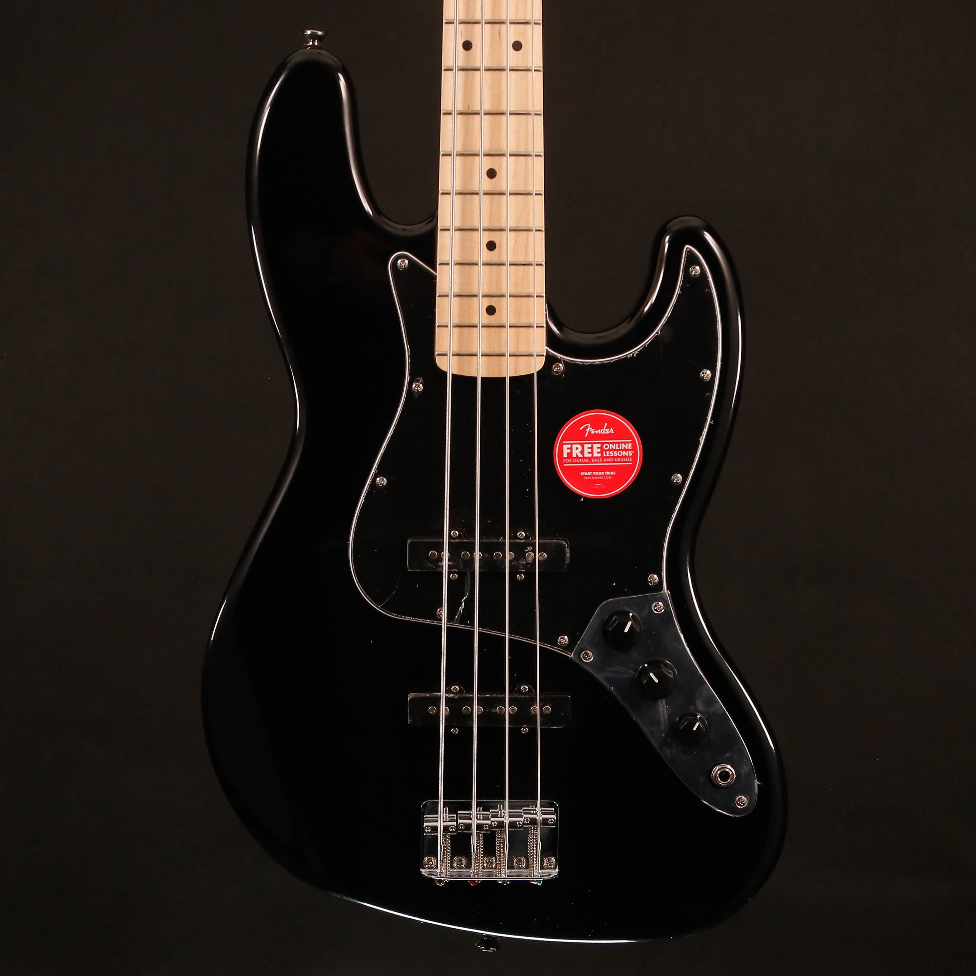 Squier Affinity Series Jazz Bass, Maple Fb, Black – Melody Music