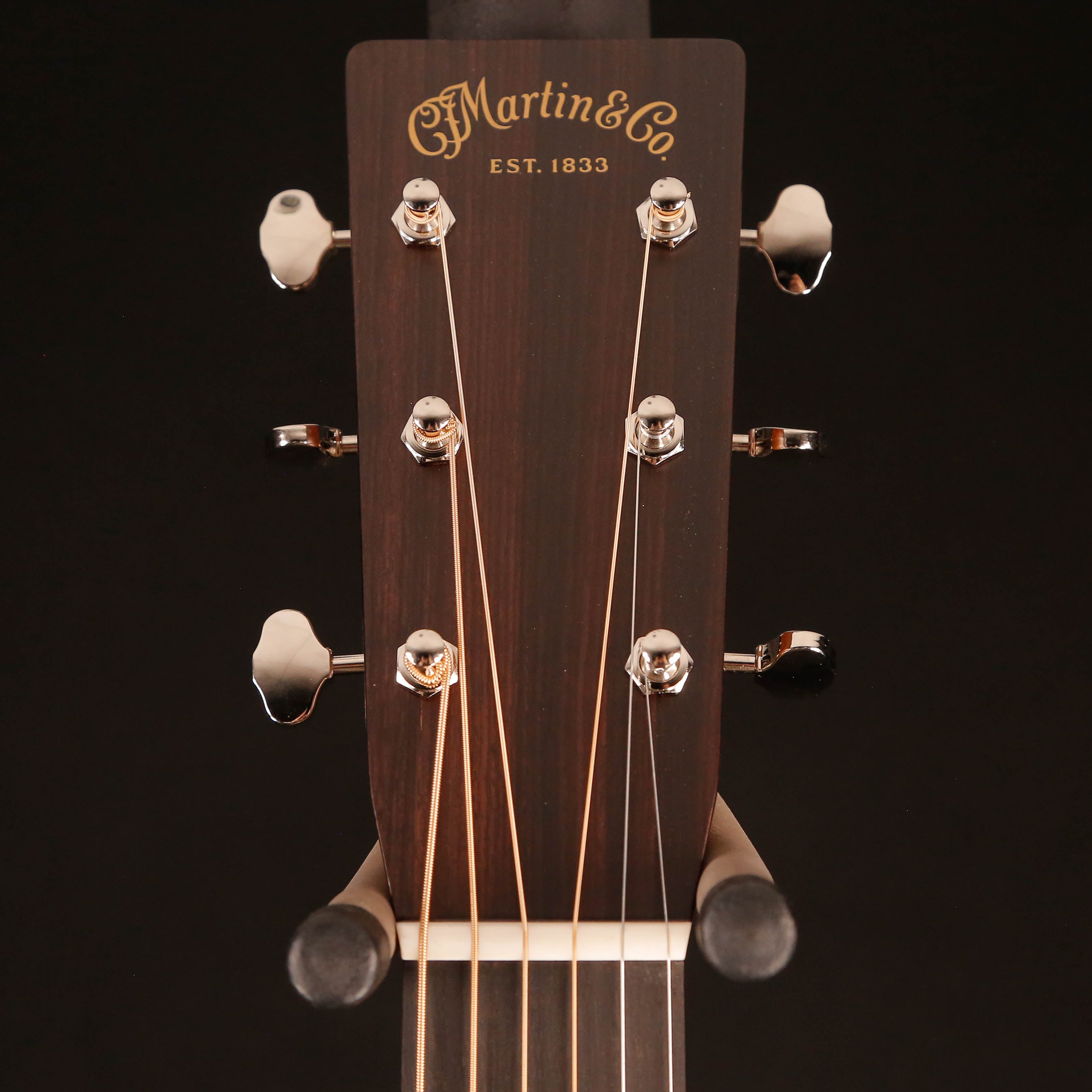 Martin 000-28 Sunburst Standard Series (Case Included) w TONERITE AGING!