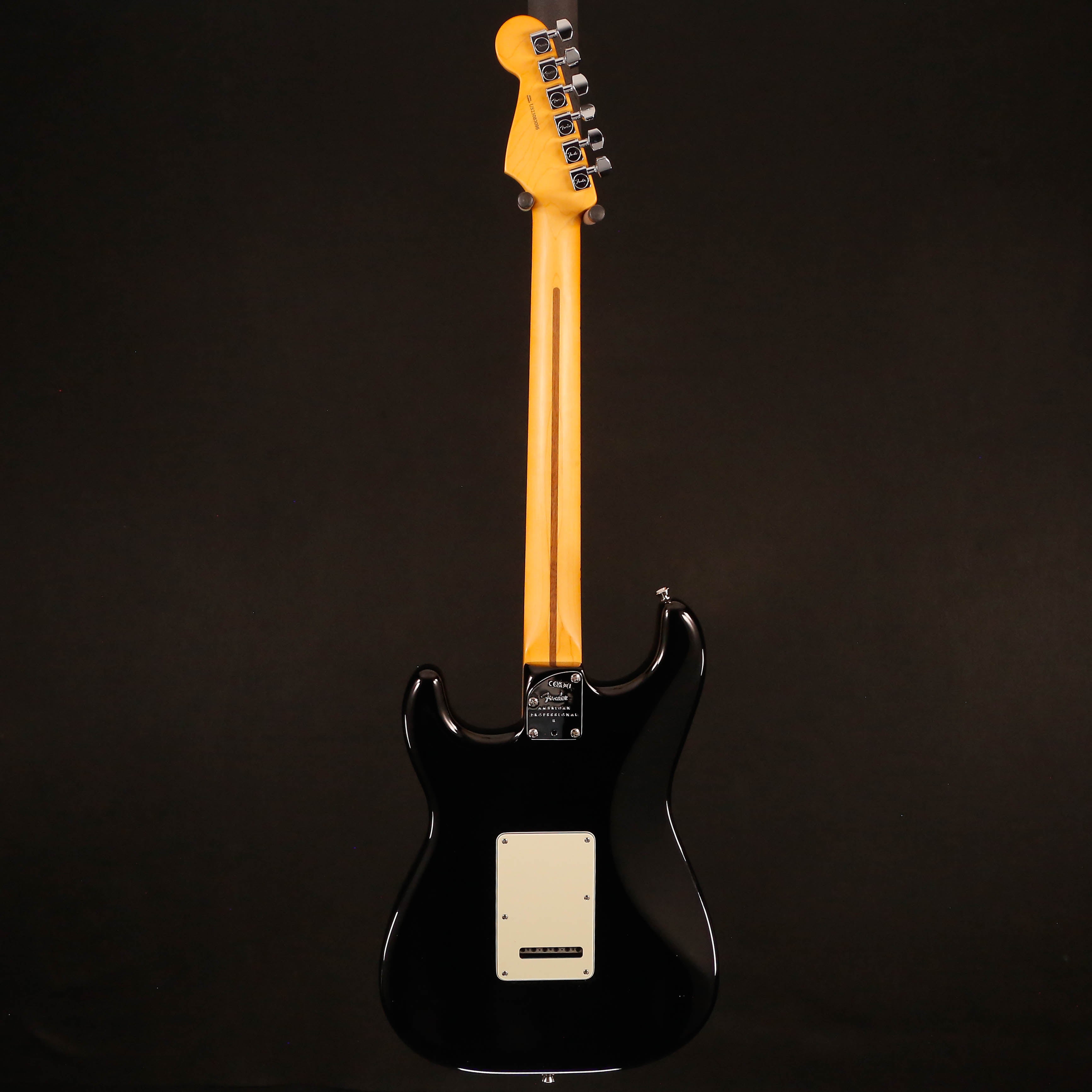 Fender American Professional II Stratocaster, Maple Fb, Black 7lbs 9.6oz