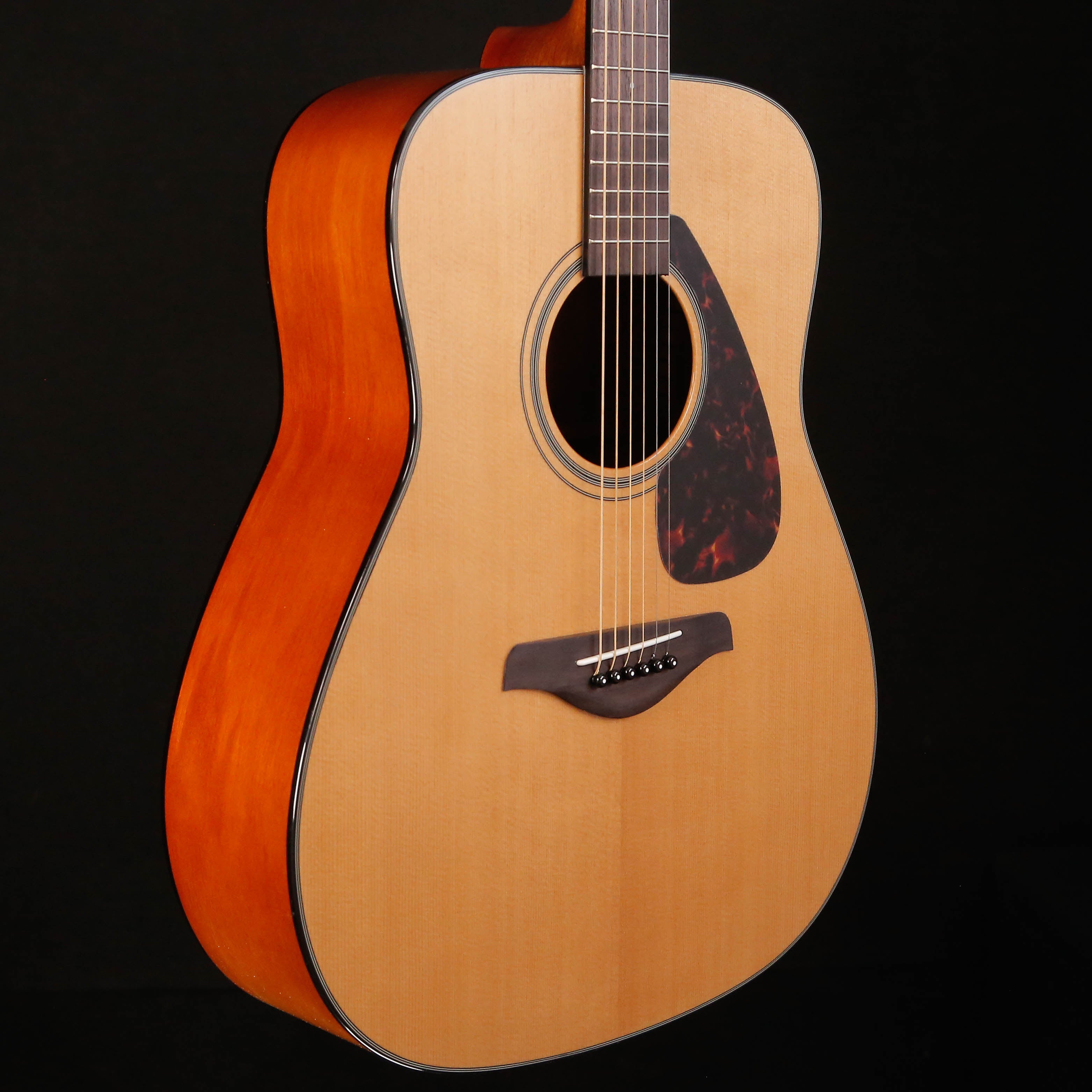 Yamaha FG800J Solid-Top Dreadnought Acoustic, Natural