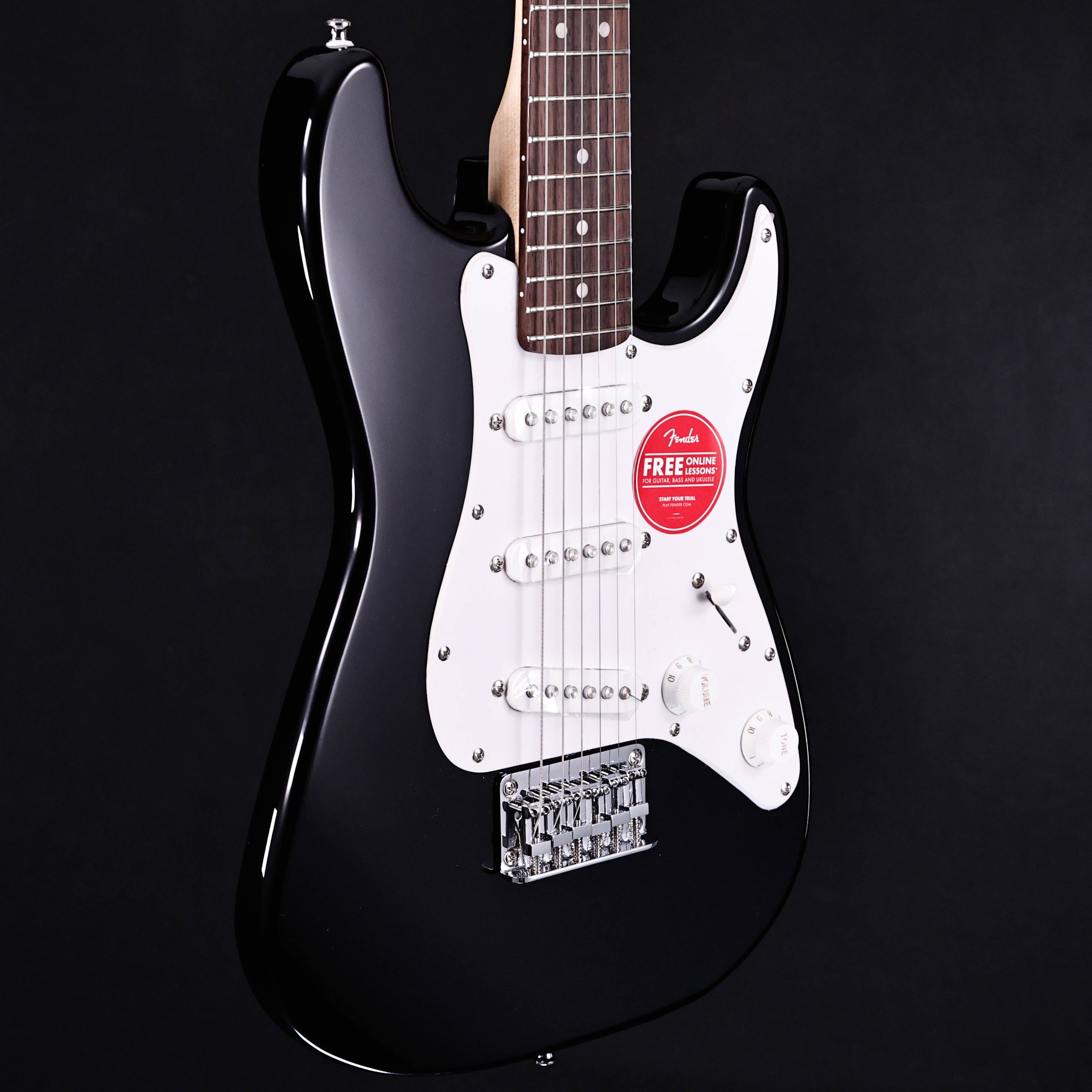 Squier Mini Strat V2, Black 5lbs 8.9oz