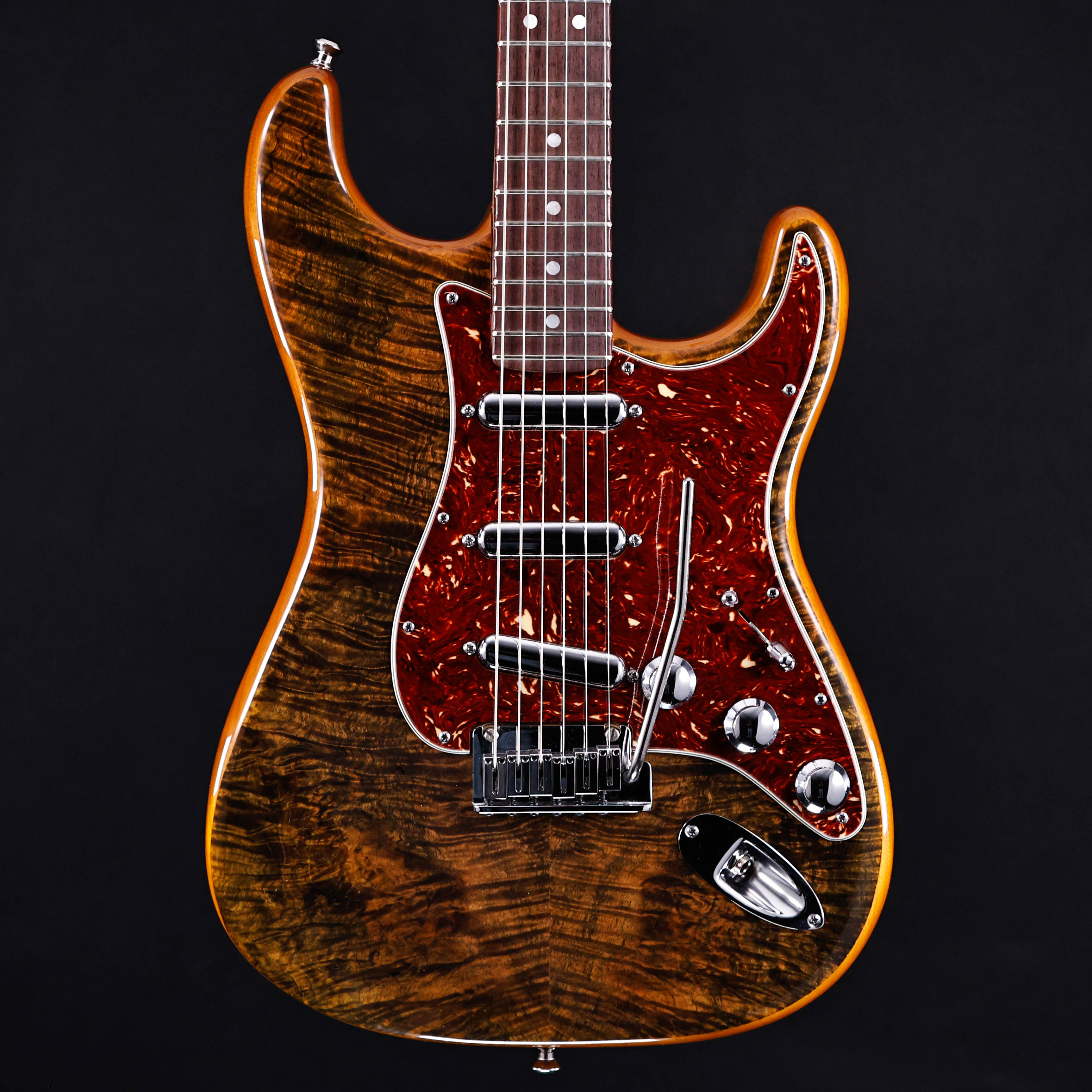 Fender Custom Shop Spalted Maple Top Artisan Stratocaster 7lbs 12.1oz