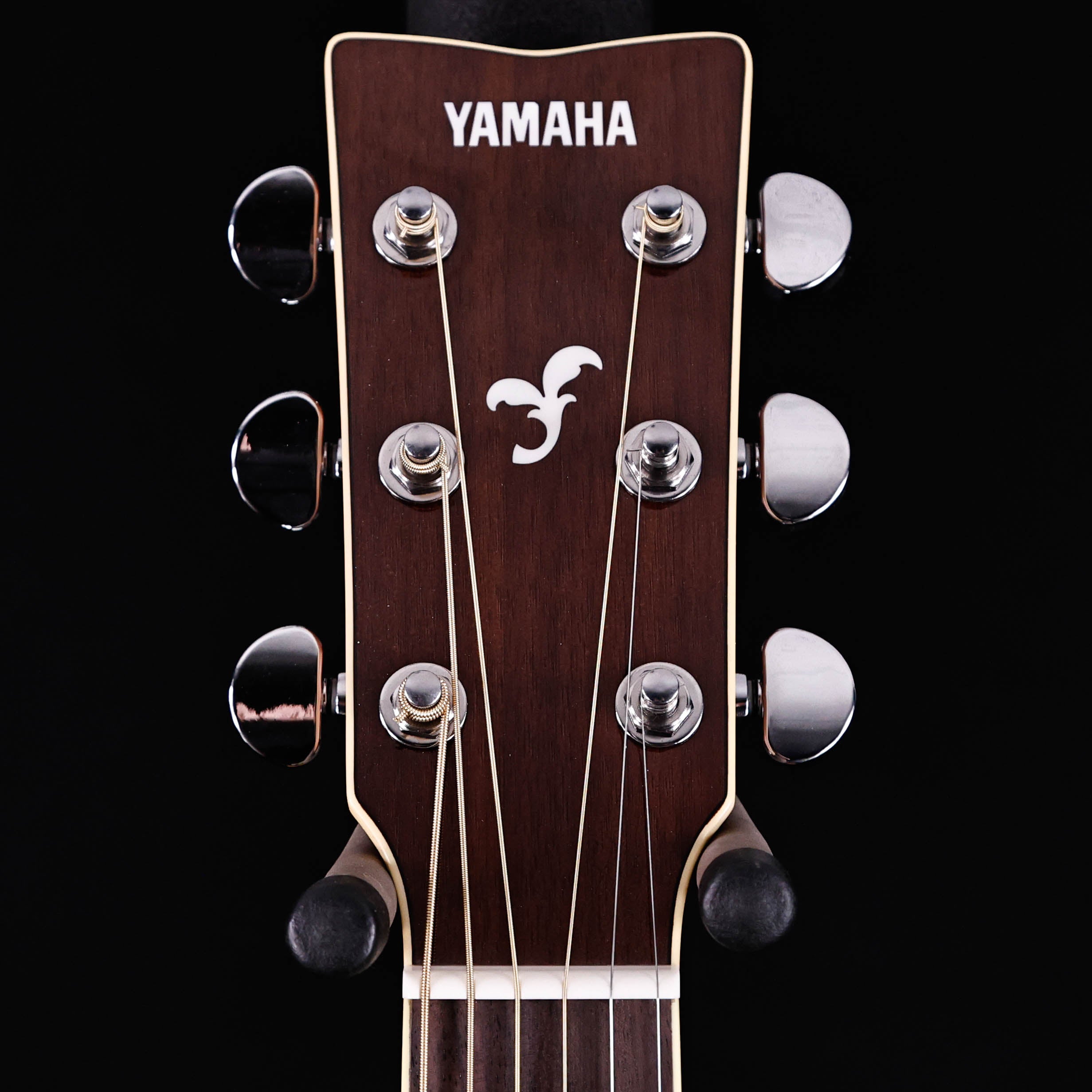 Yamaha FG840 Natural Folk Guitar Solid Top Flame Maple B & S 