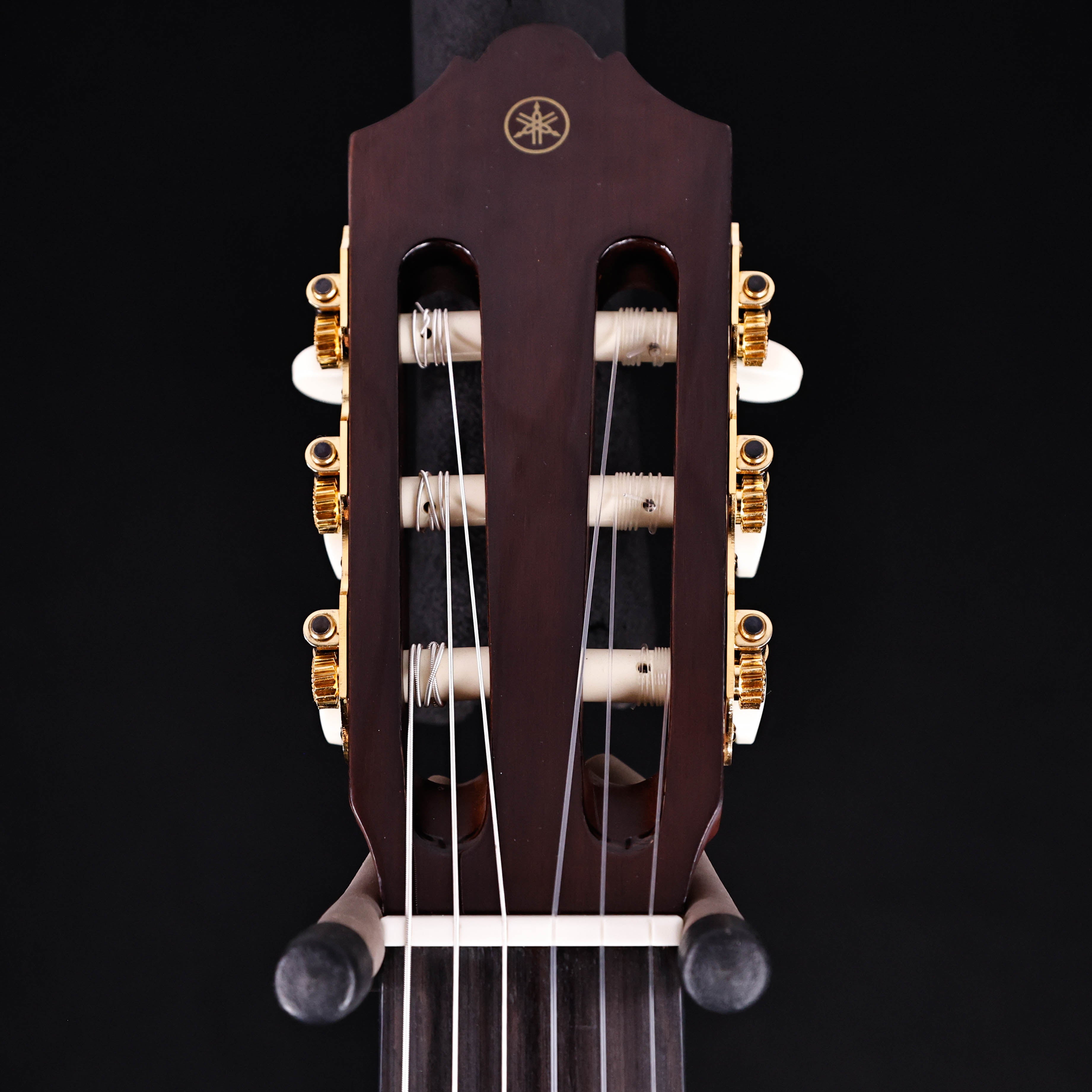 Yamaha CG192C Classical Guitar, Cedar Top 3lbs 6.1oz