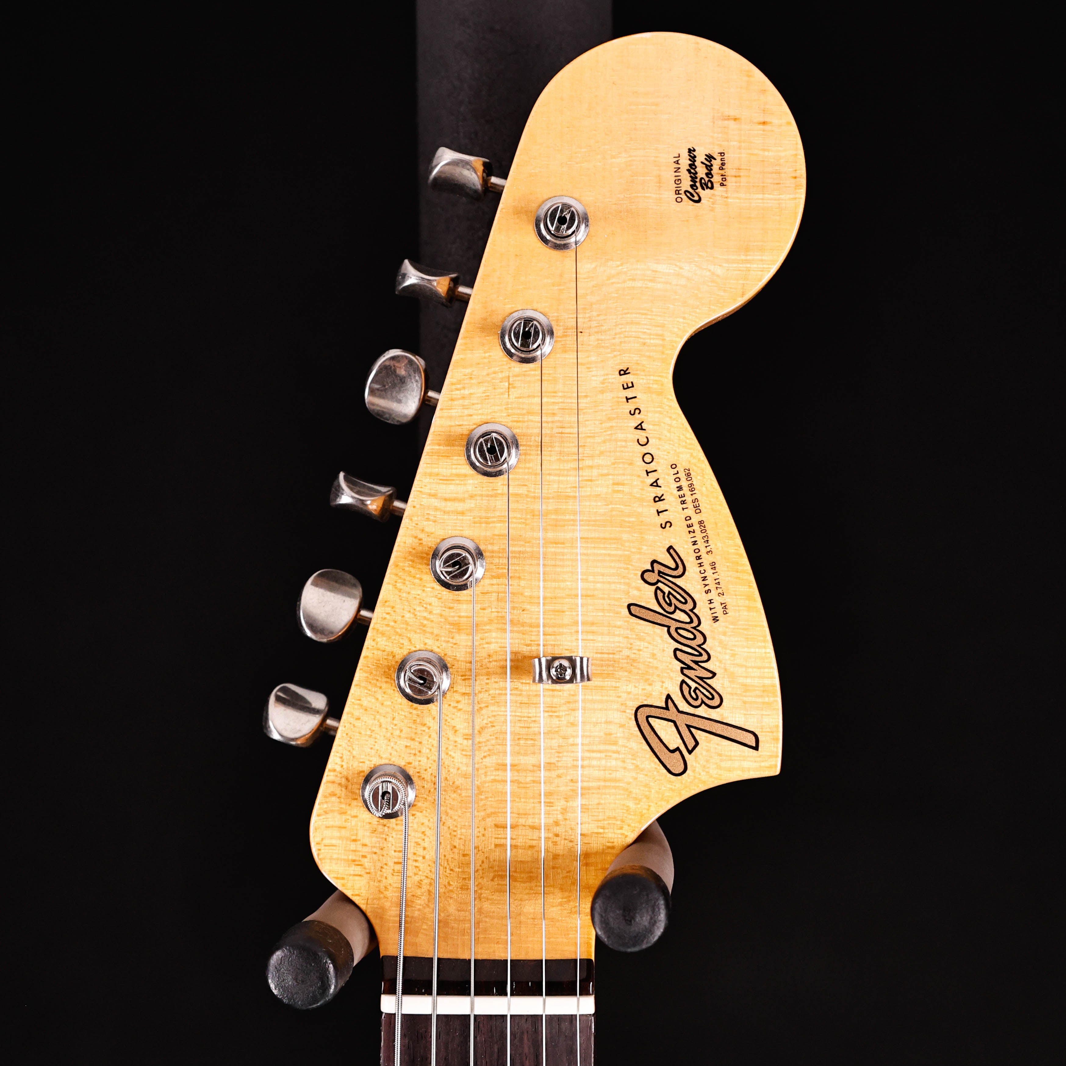 Fender Custom Shop 66 Stratocaster Deluxe Closet Classic, Lake Placid Blue 8lbs 0.6oz