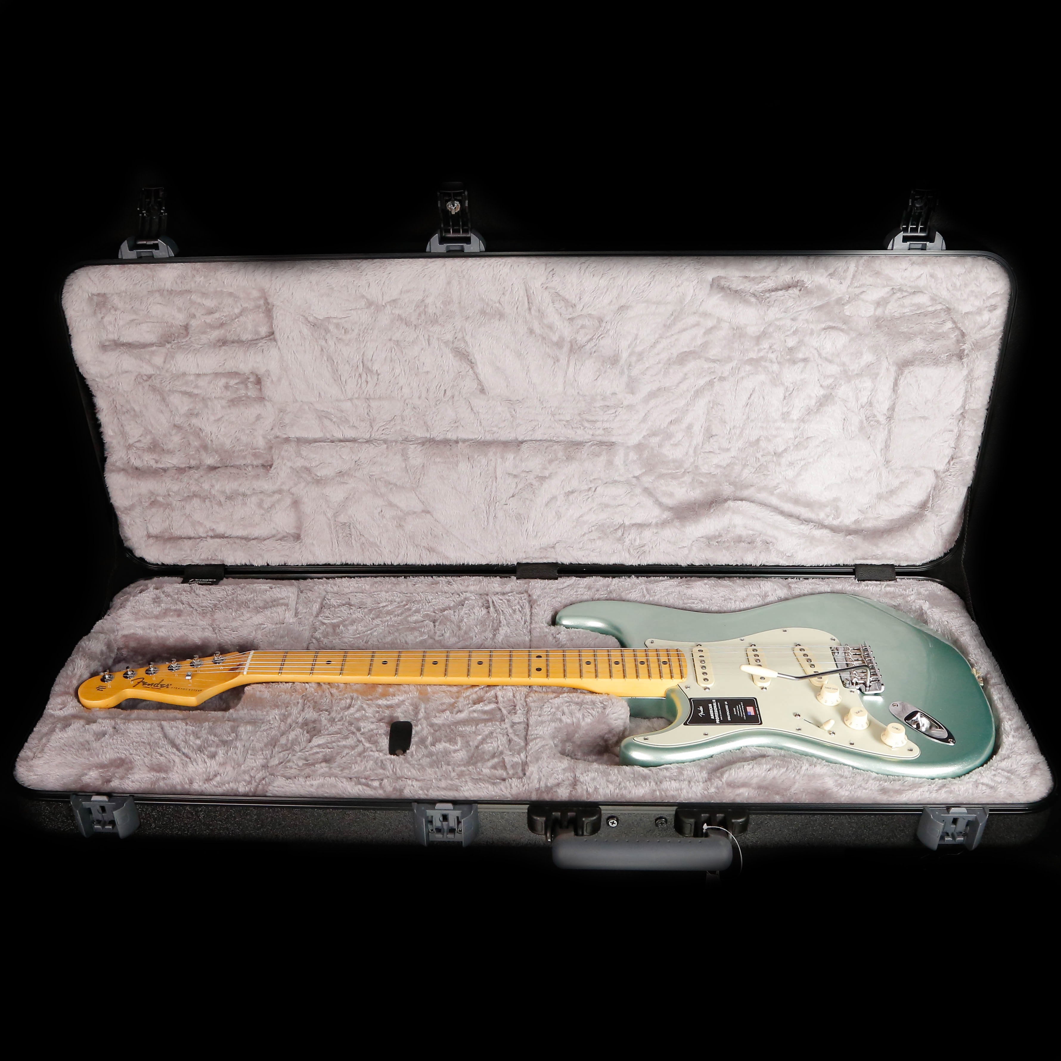 Fender Am Pro II Stratocaster Lefty, Maple Fb, Mystic Surf Green