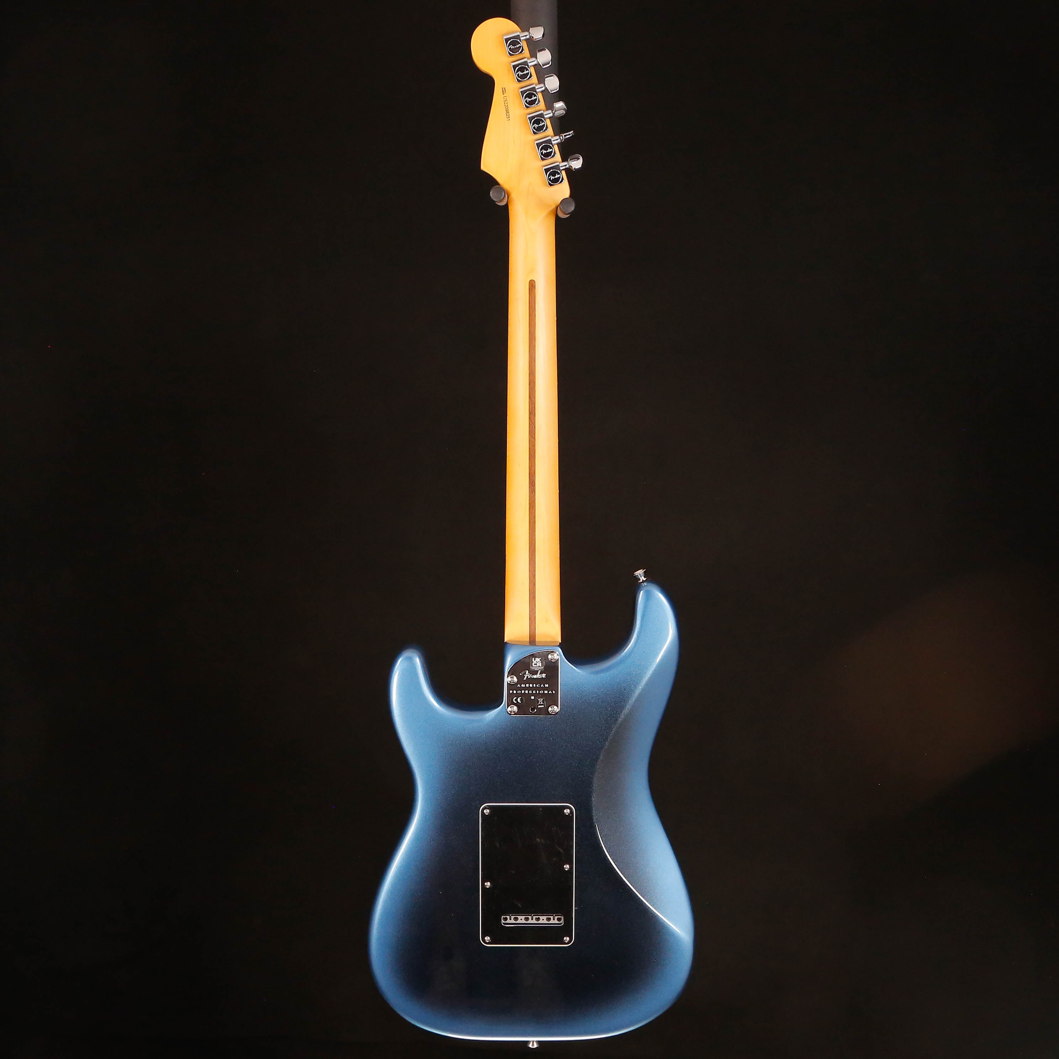 Fender American Professional II Stratocaster HSS, Rosewood Fb, Dark Night