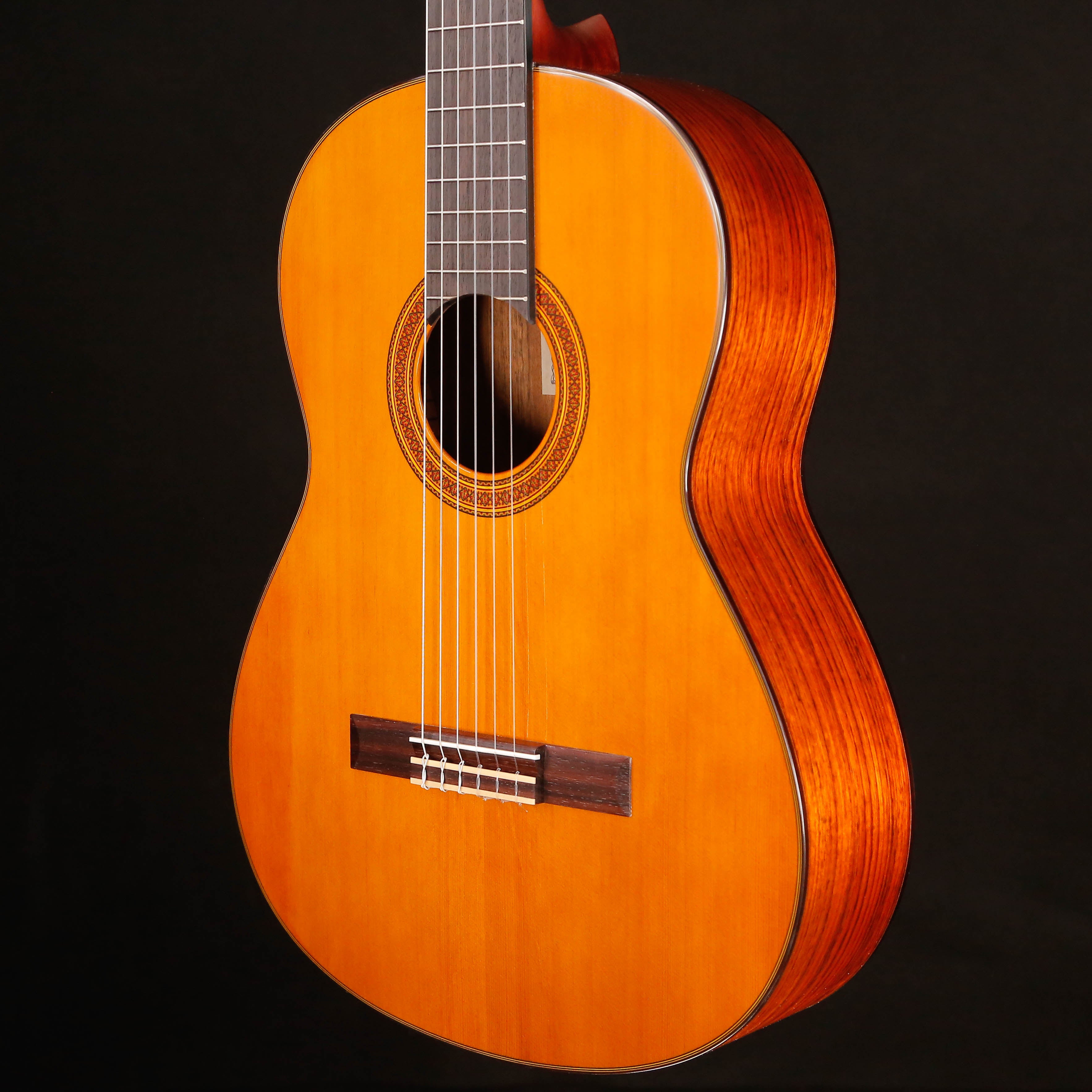 Yamaha CG162C Classical Guitar, Cedar Top
