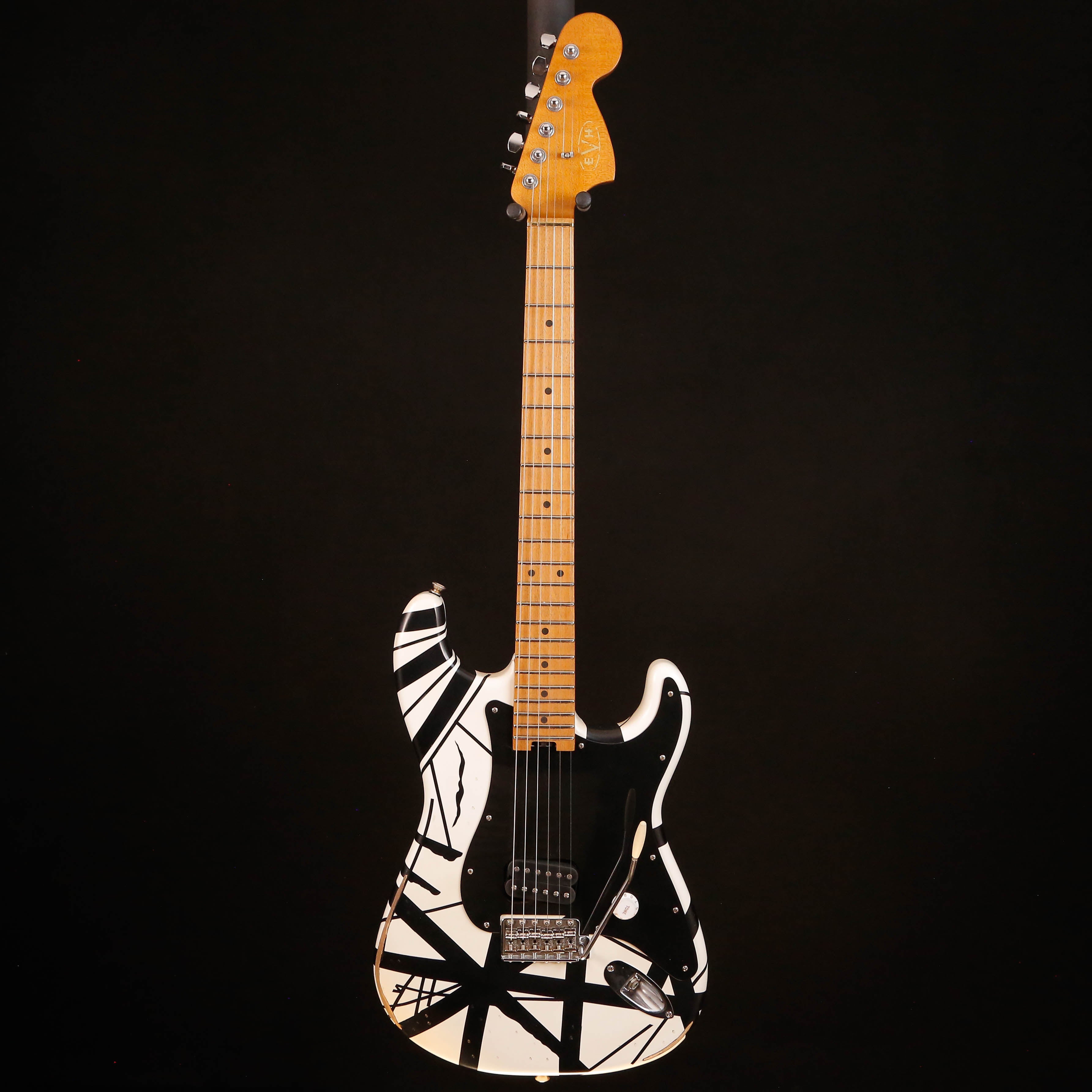 EVH Striped Series '78 Eruption Electric, White w Black Stripes Relic