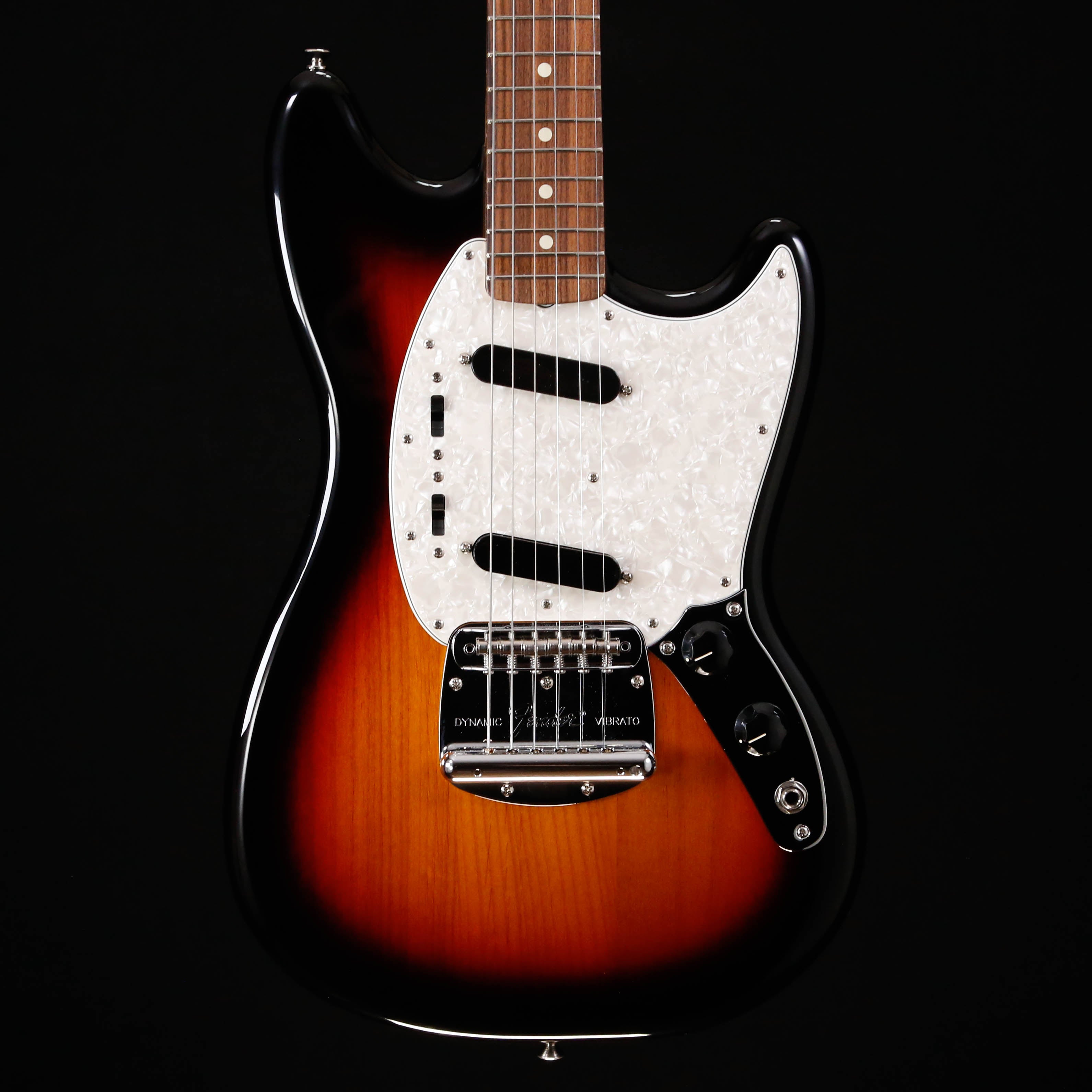 Fender Vintera '60s Mustang, Pau Ferro Fb, 3-Color Sunburst