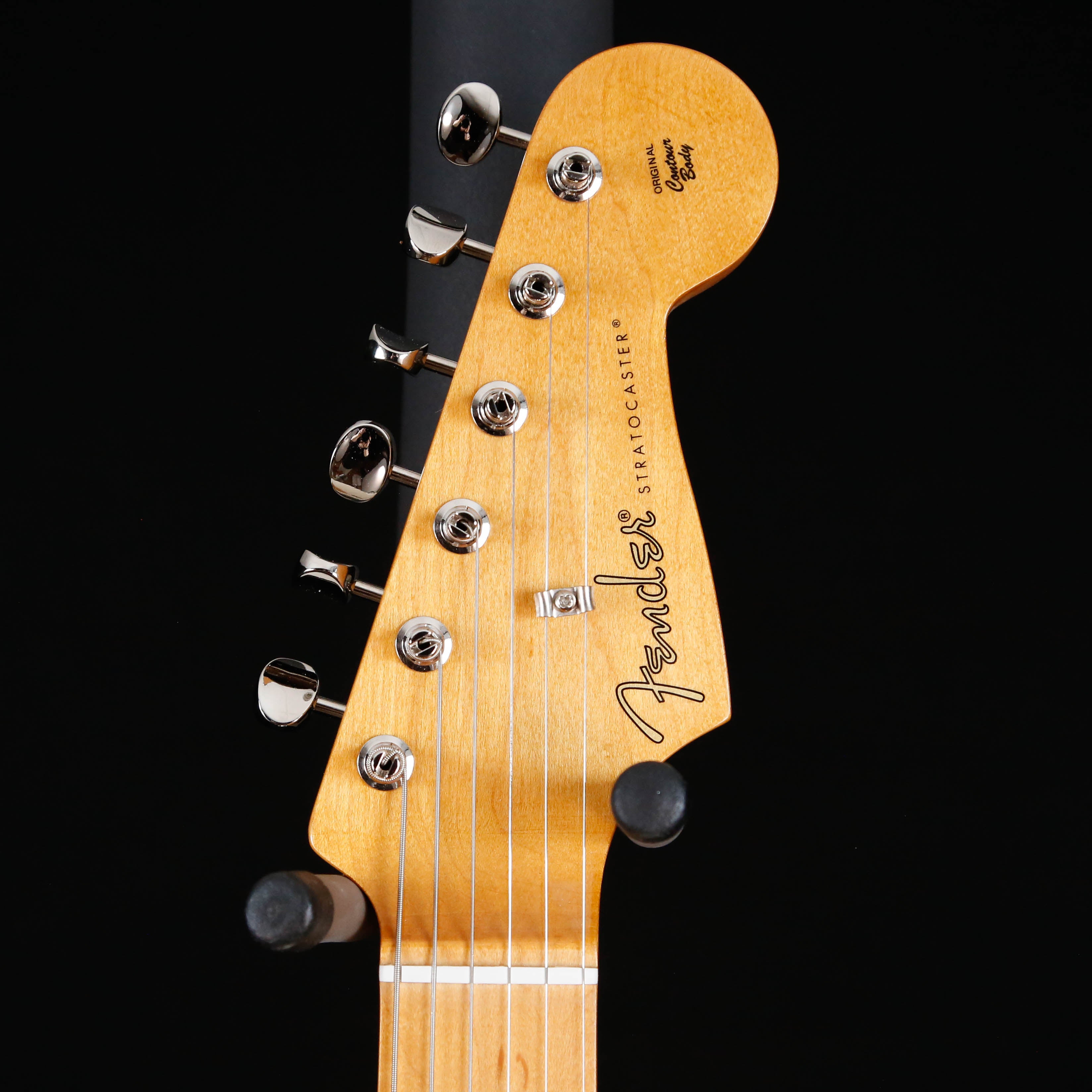 Fender Noventa Stratocaster, Maple Fingerbard, Daphne Blue