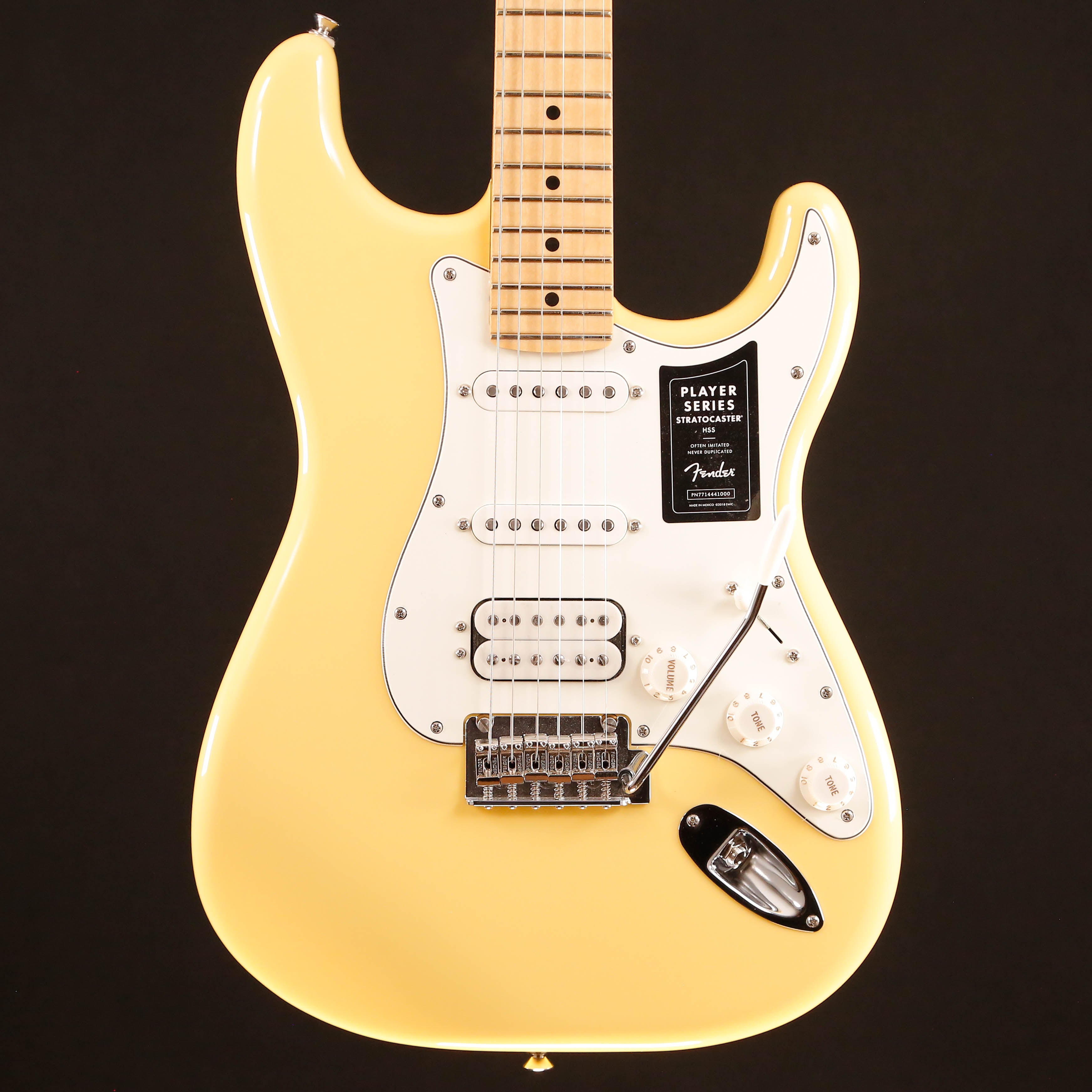 Fender Player Stratocaster HSS, Maple Fb, Buttercream