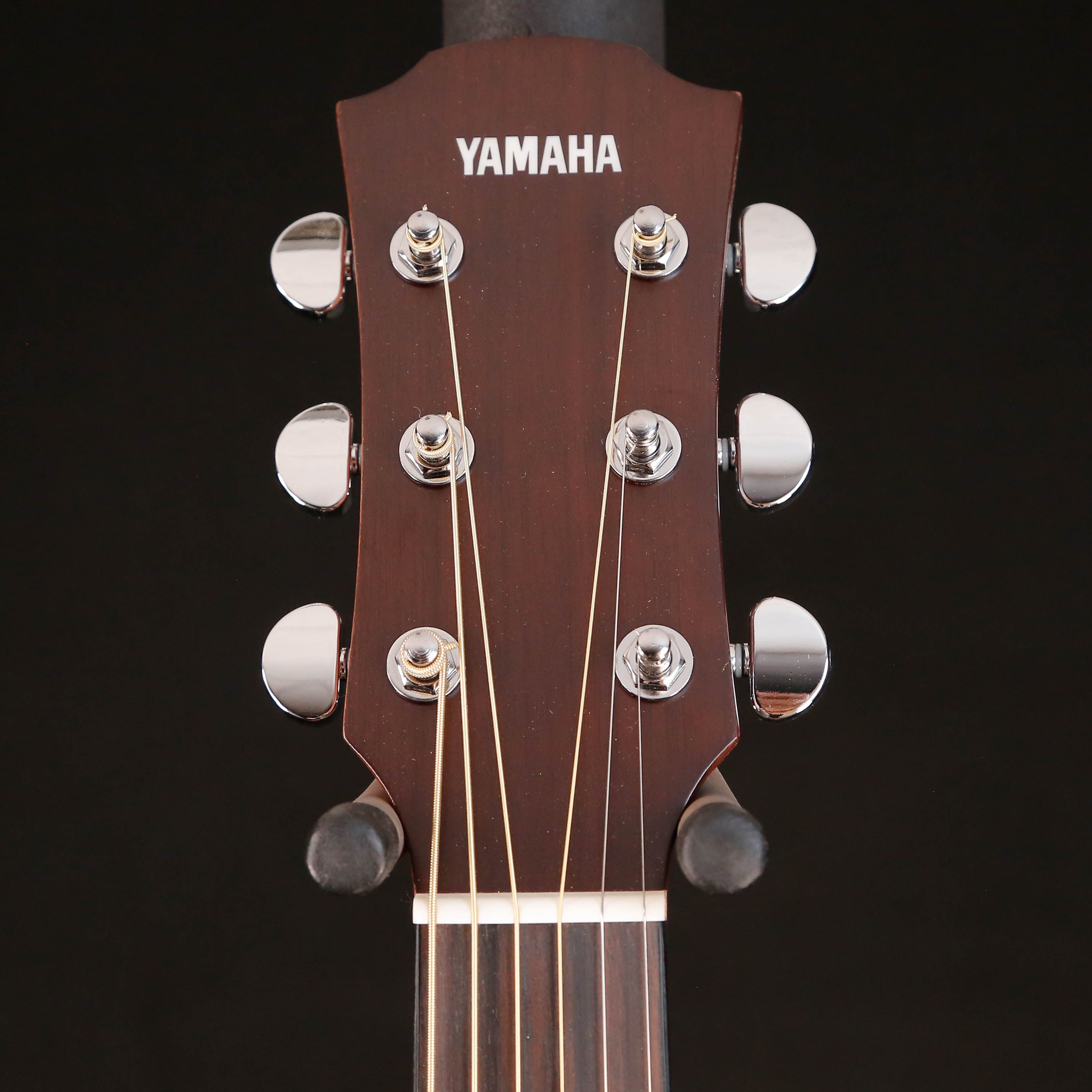 Yamaha AC3R VN, Small Body Cutaway Acoustic/Electric,  Vintage Natural