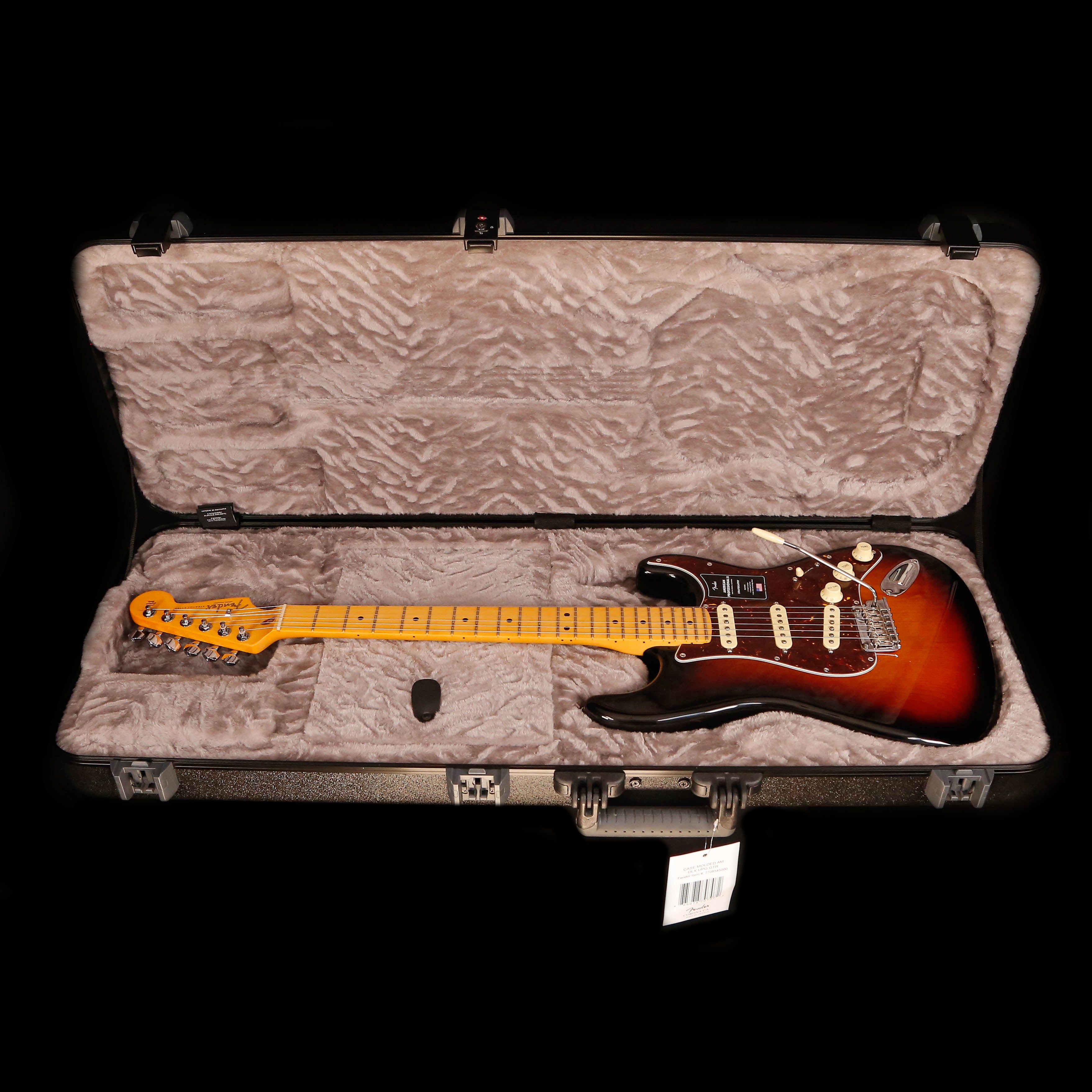 Fender American Pro II Stratocaster, Maple Fb, 3-Color Sunburst