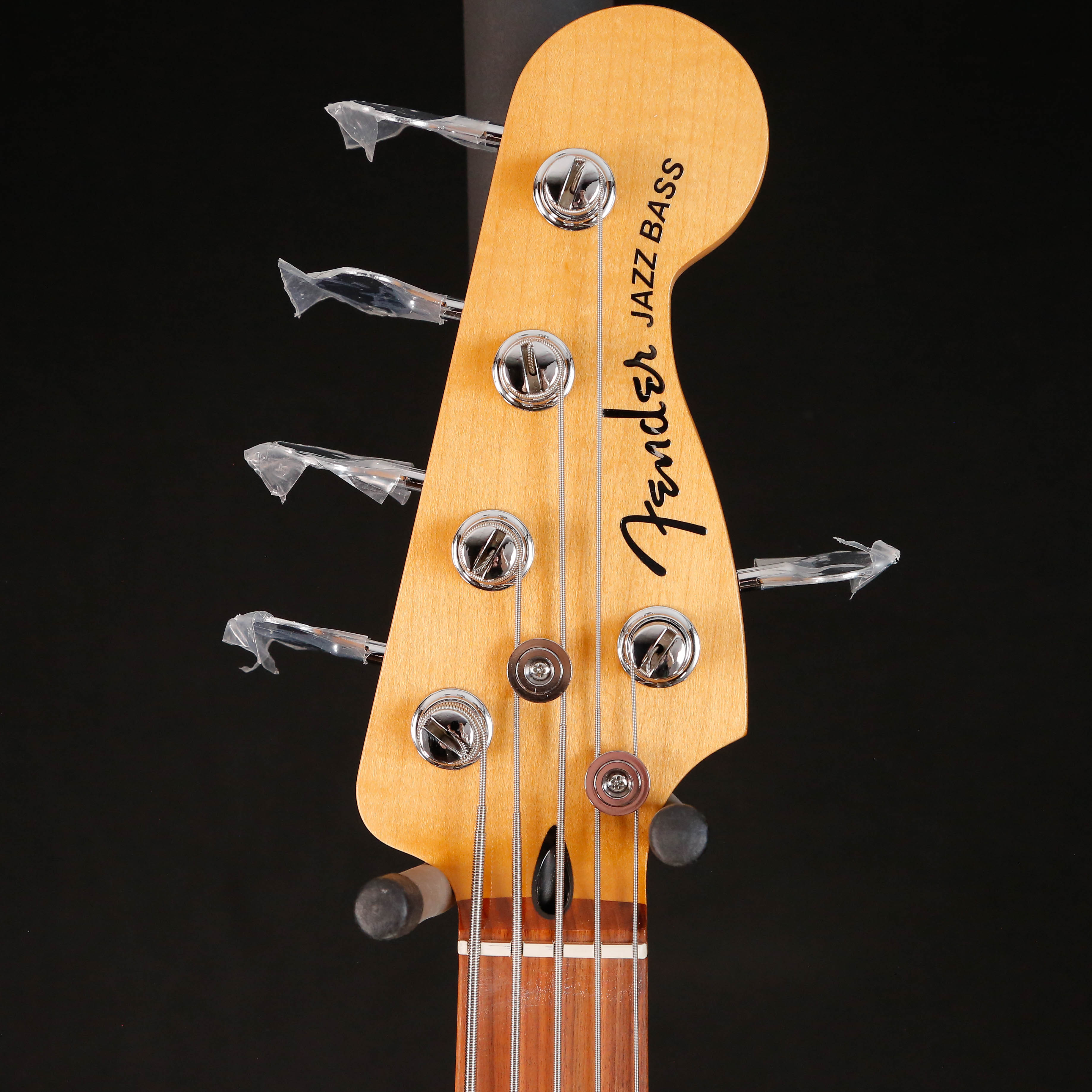 Fender Player Plus Jazz Bass V, Pau Ferro Fb, 3-Tone Sunburst