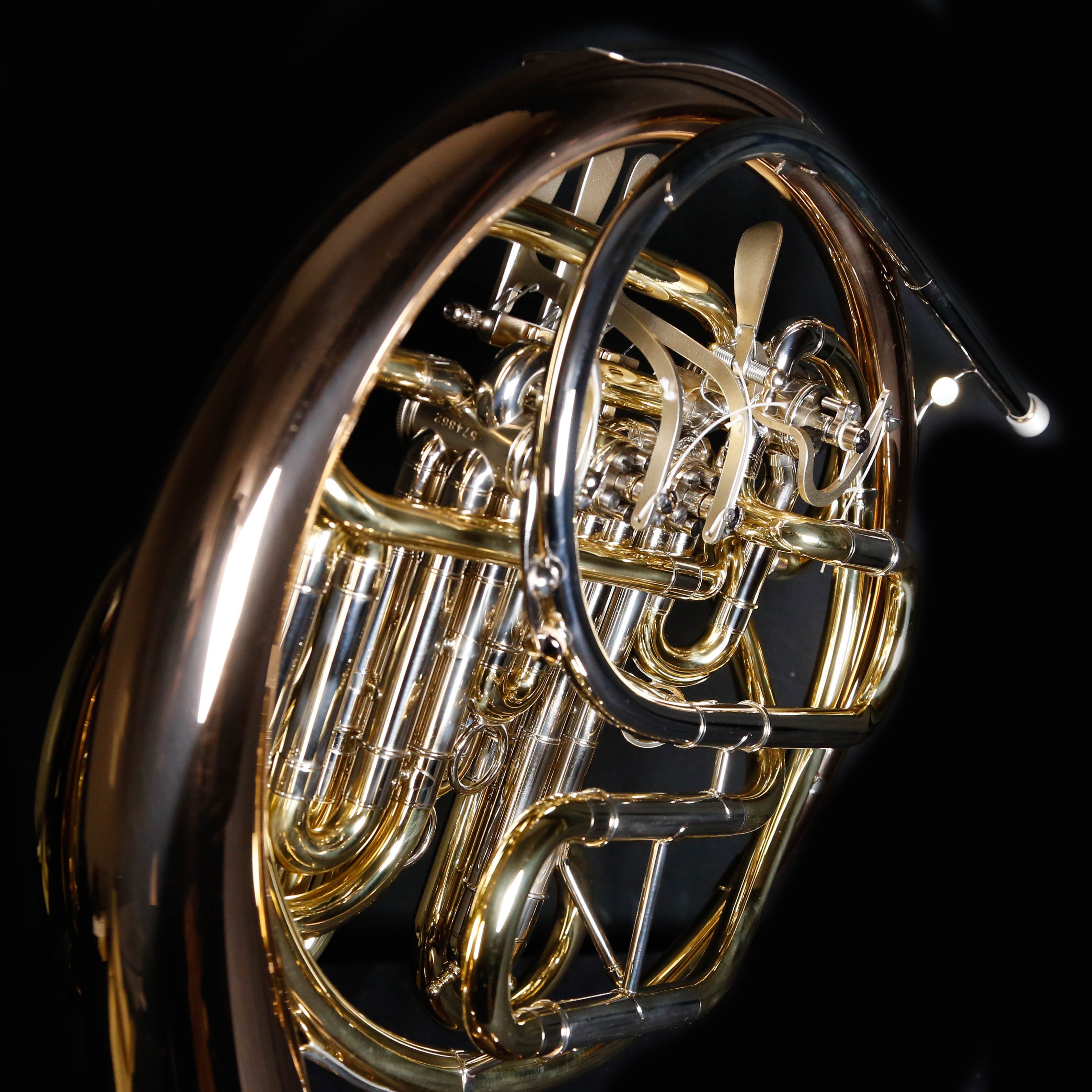 Holton H281 Double French Horn - Professional Screw Bell