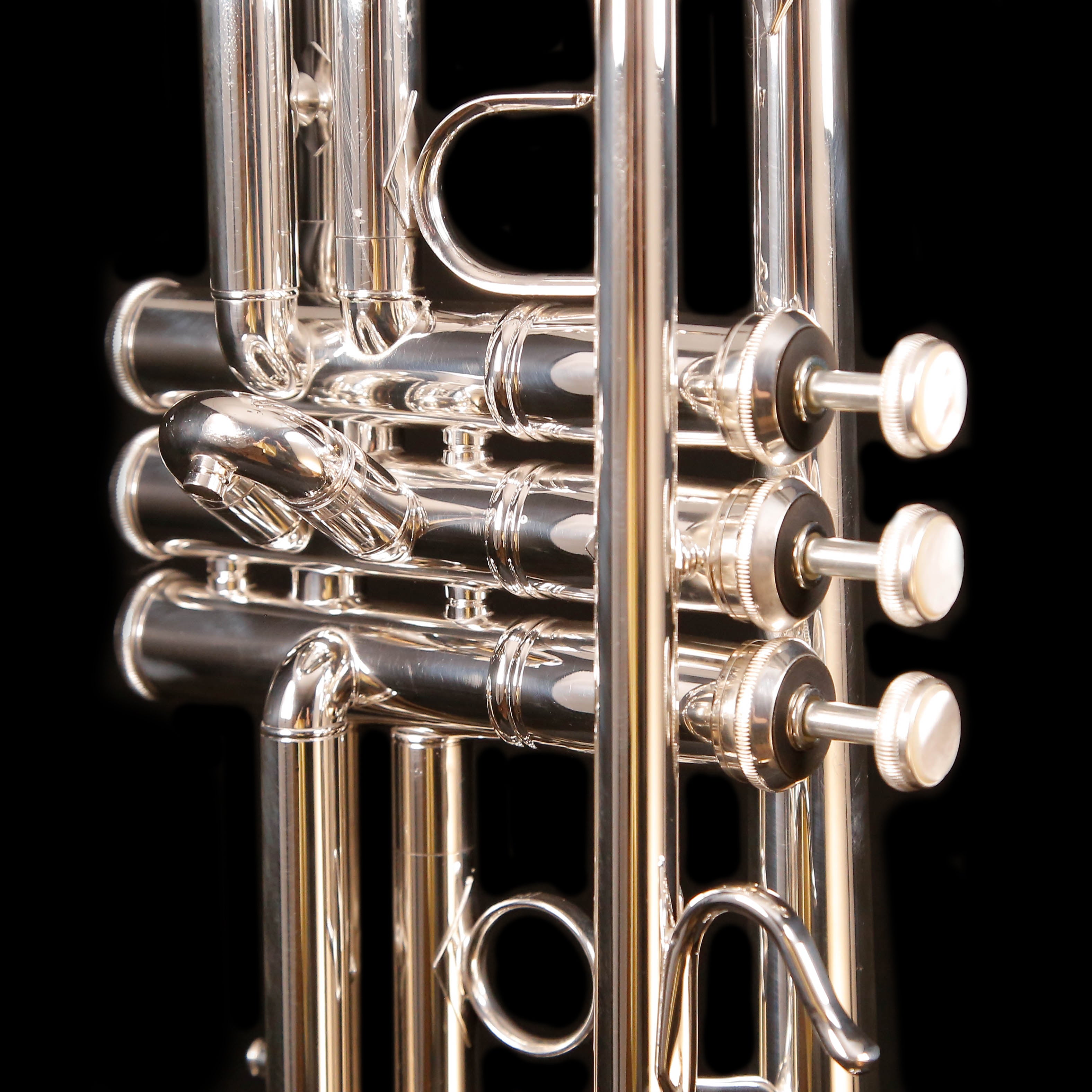 Bach LR180S37G Trumpet Outfit